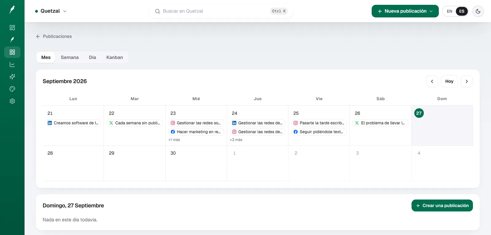 Calendario de contenidos de Quetzal con un mes de publicaciones programadas en LinkedIn, X, Instagram y Facebook